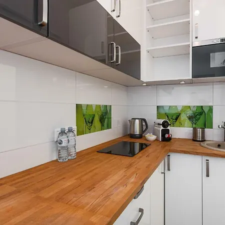 Apartament Hoza 5/7 *